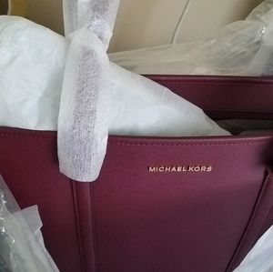 Michael Kors Tote Leather